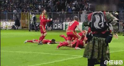 欧洲杯贝尔传球给三秒后的自己,贝尔又做了什么