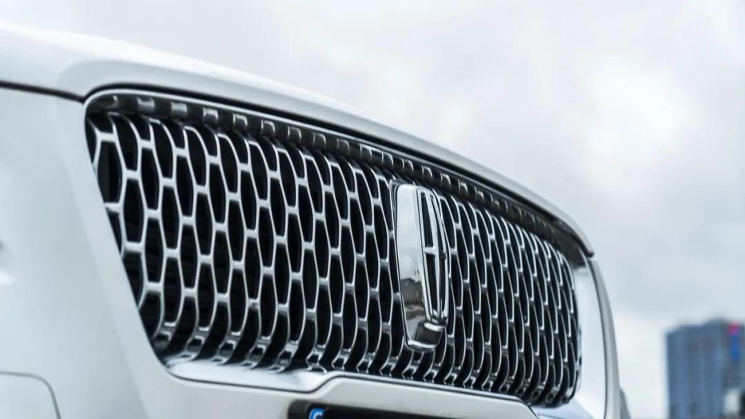 挑战航海家四驱尊雅版,全新林肯冒险家整体实力精进