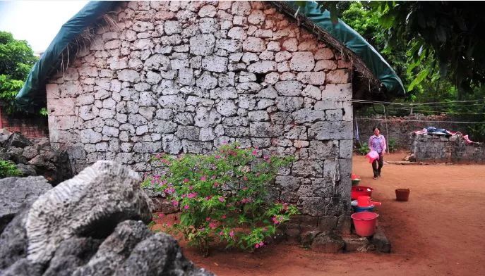 距海南20km有片处女地，比台湾风情比三亚便宜，路过都错过了