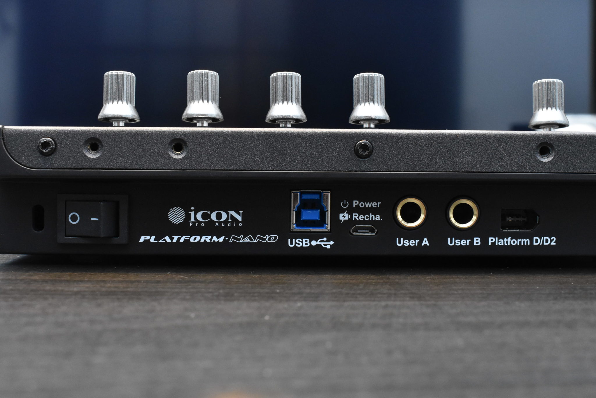 艾肯mobileumini五代声卡测评,艾肯mobilemini声卡驱动