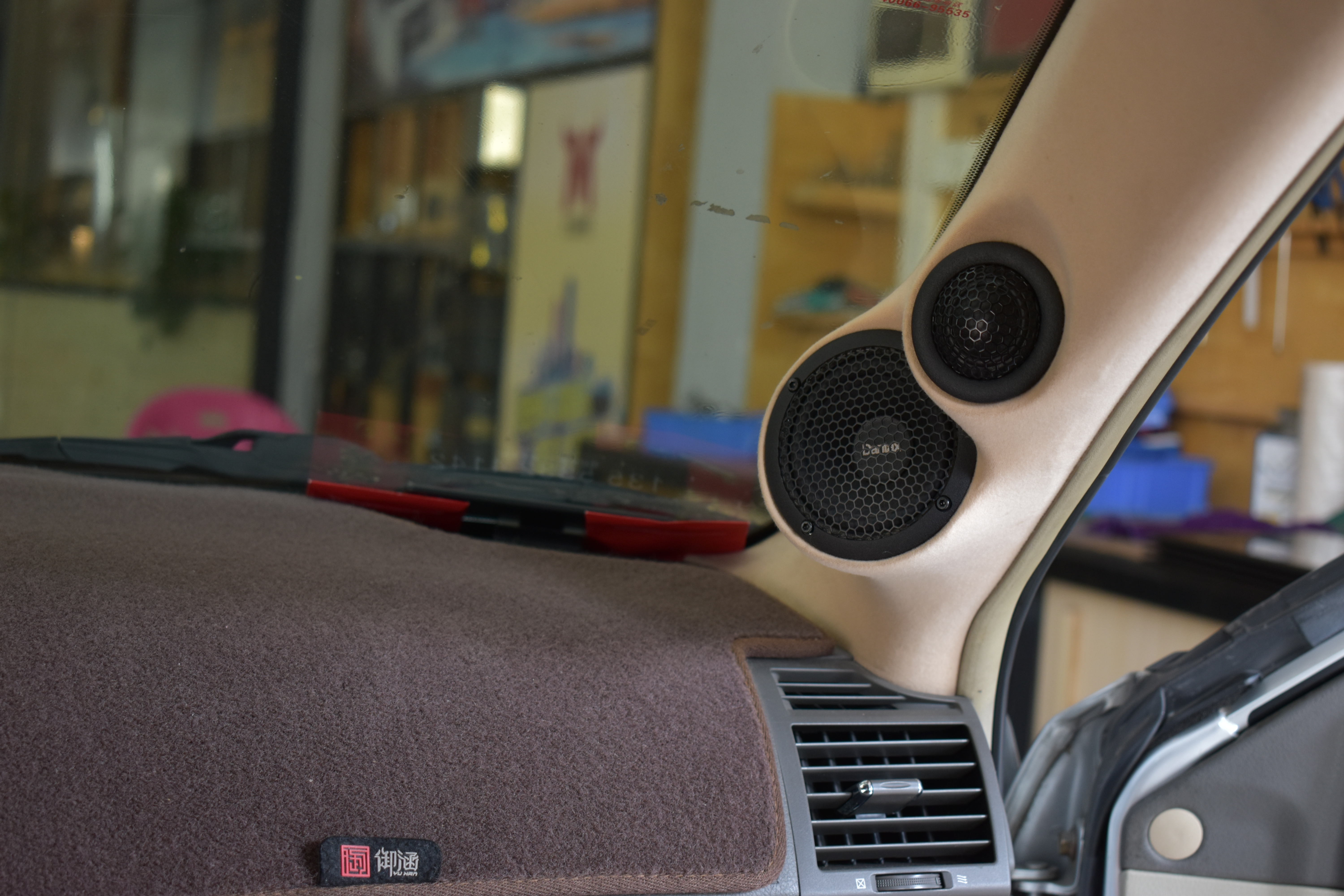 汽车改装音响1万效果好,几百块改装汽车音响有没有效果