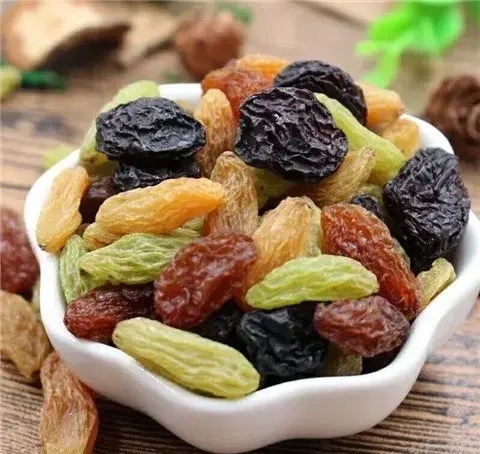 如果你去新疆吃葡萄你会怎么夸,去新疆不要问葡萄干多少钱一斤