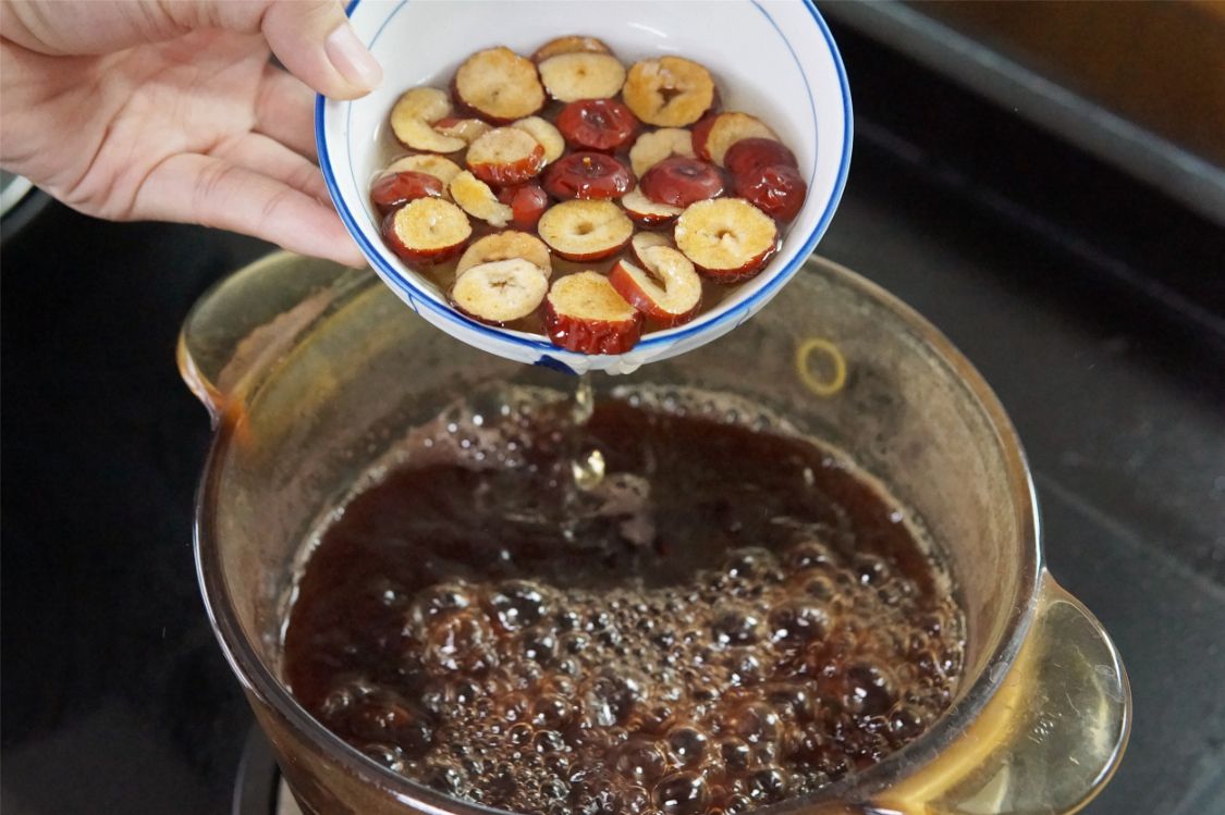 秋季三款补脾暖胃养生杂粮粥,秋天要多吃这三黑粥