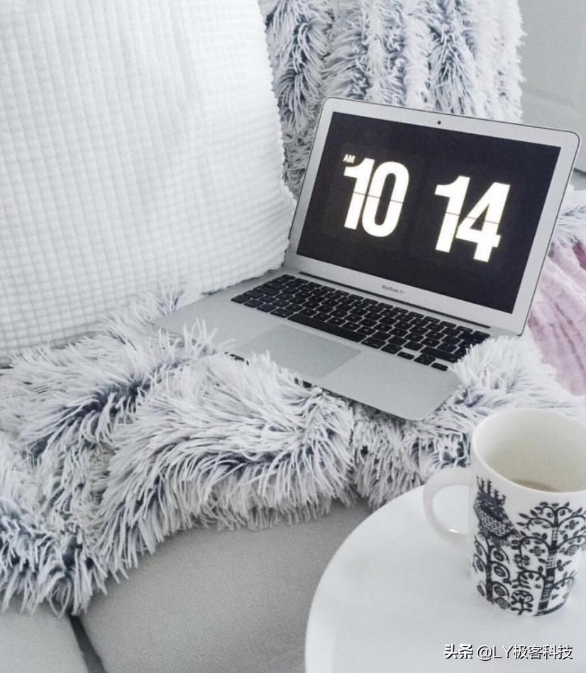 macbookair2019网红时钟,买了macbook不知道什么型号