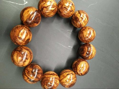 文玩木头手串种类及图片,木质手串文玩香气排行榜