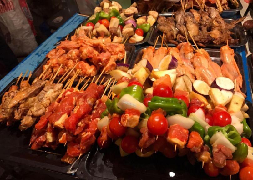 烧烤店什么肉不能造假,烧烤店牛肉串造假