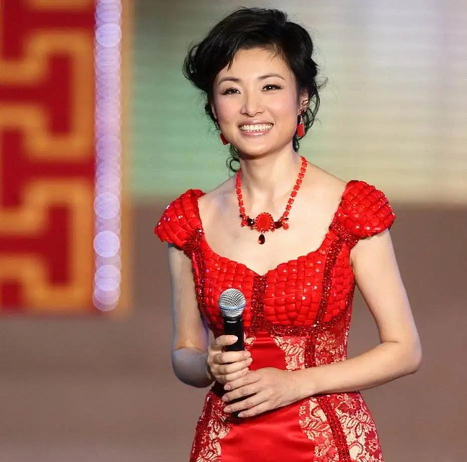 倪萍任鲁豫李思思撒贝宁马凡舒,倪萍李思思撒贝宁任鲁豫谈春晚