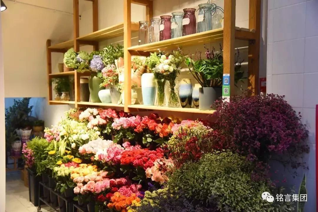 不输宜家的“菜市场”!魔都这些“土味”逛街地,敢说你都走过?