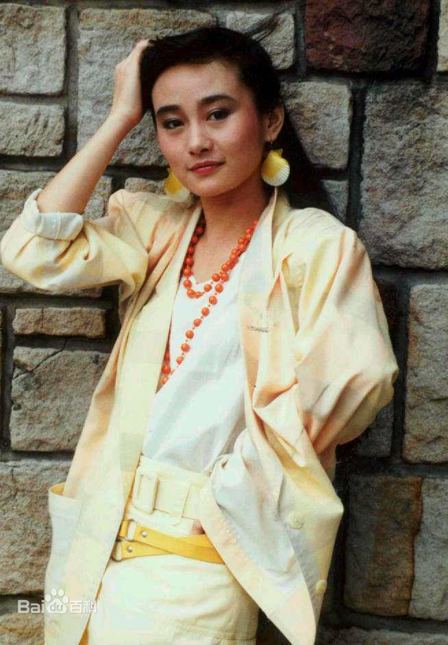 那些陪伴我们长大的香港影视,那些年风华绝代的香港明星