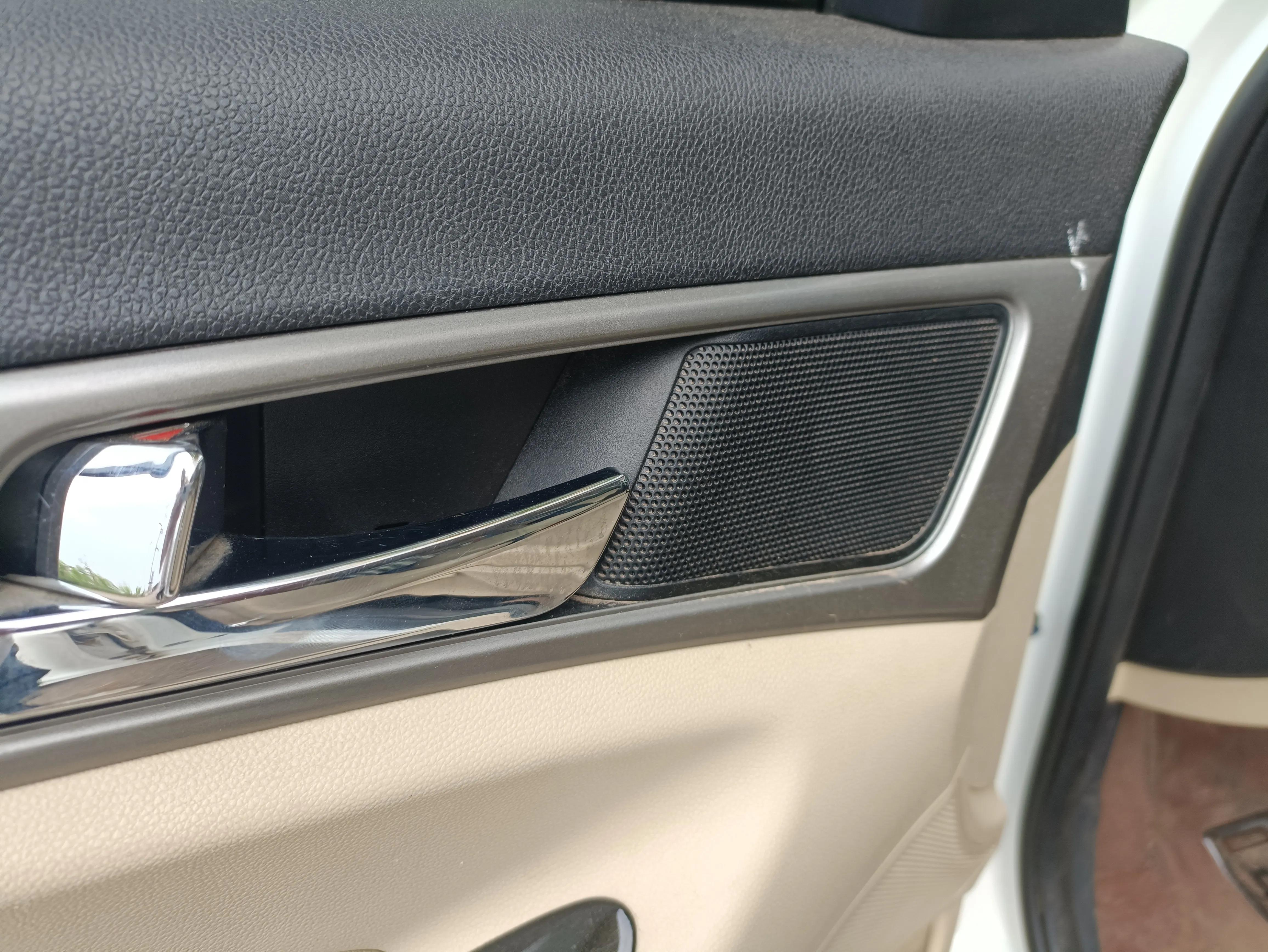 逸动两个喇叭,逸动6个音响效果