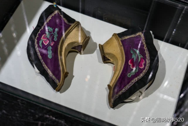 小脚一裹眼泪一缸,小脚三寸鞋