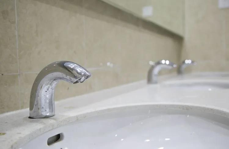 四平市体育馆免费营业时间,四平开放体育场