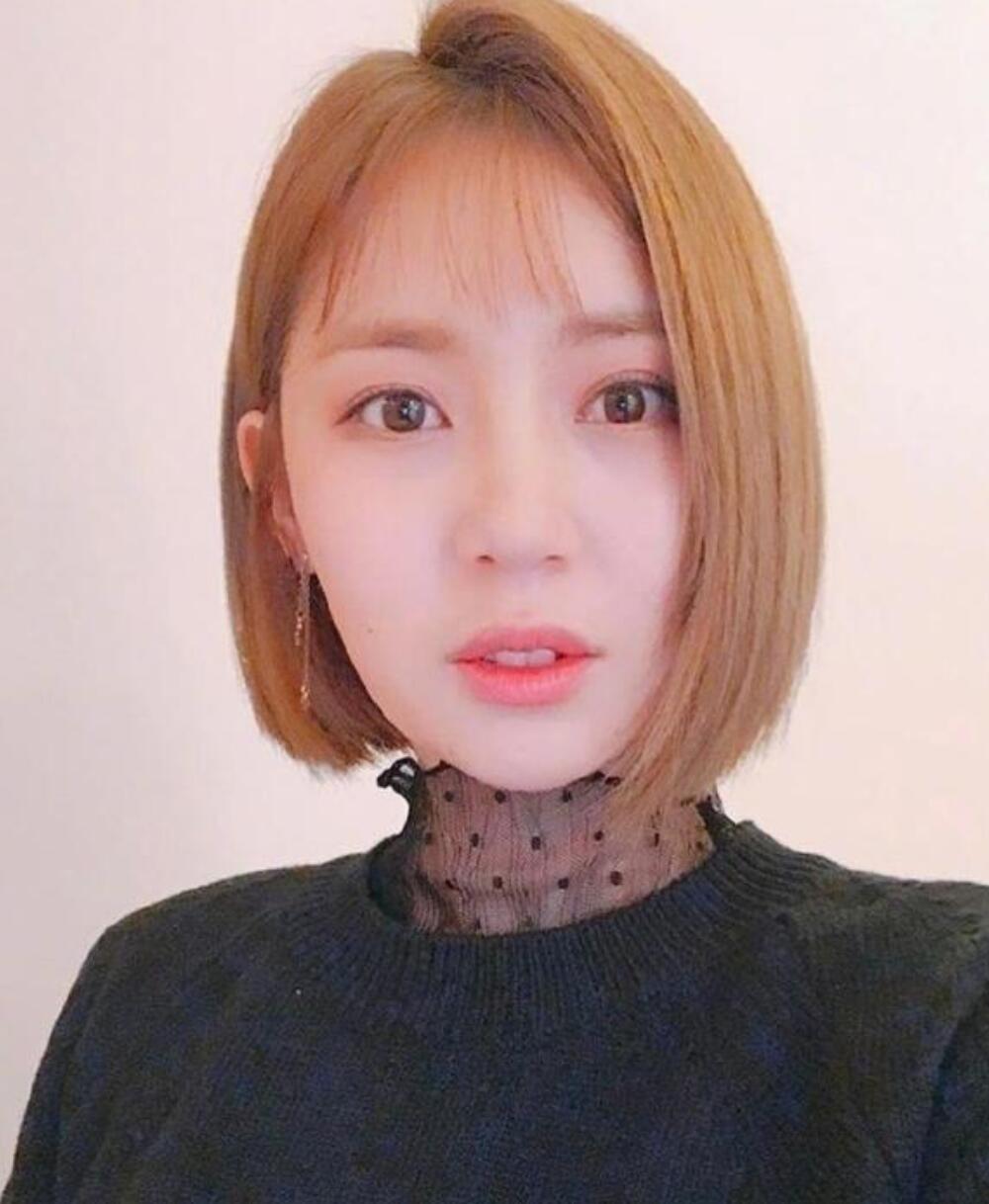 长脸最适合的9款短发女生,45到55岁适合长脸短发发型大全