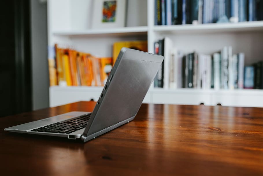 连win7都用不了？安装轻量级Linux系统LXLE，旧电脑也运行如飞