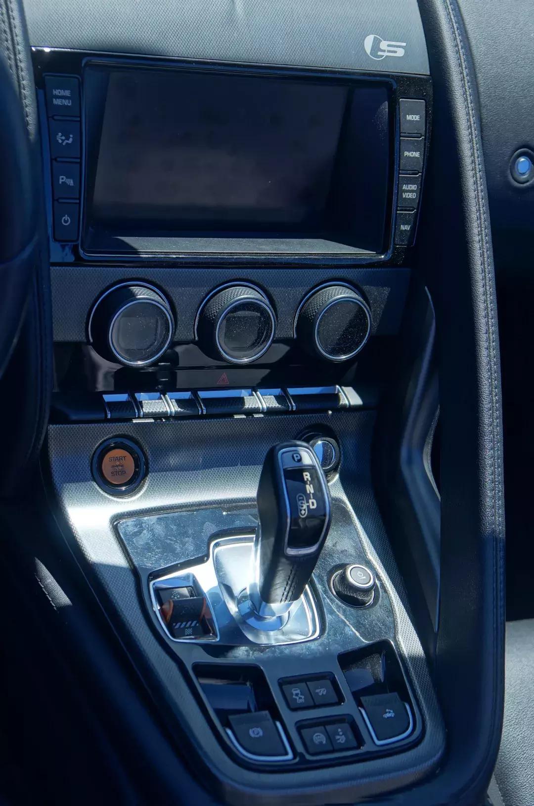 试驾捷豹ftype2021,捷豹f-type3.0t试驾