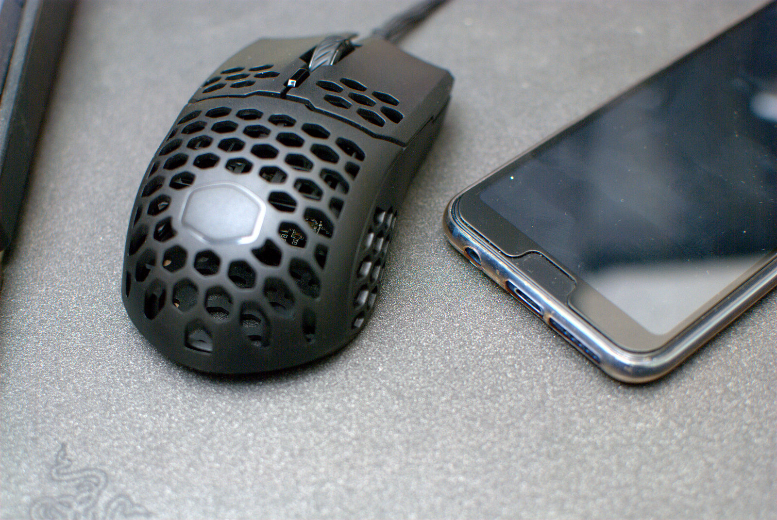 酷冷至尊鼠标mm710评测,酷冷至尊鼠标mm711和710