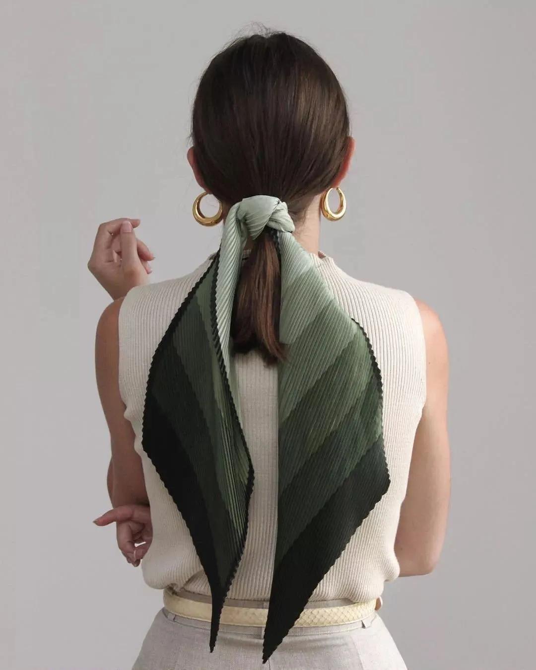 今年流行什么风格的头饰,比较流行百搭的头饰