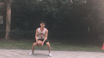 4-6岁篮球球性训练在家,4-6岁儿童篮球基础球性训练