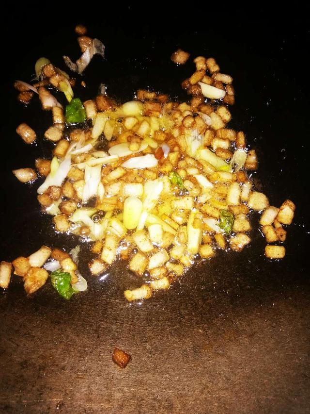 酱腌豆角家常咸菜腌制方法,酱腌豆角家常做法