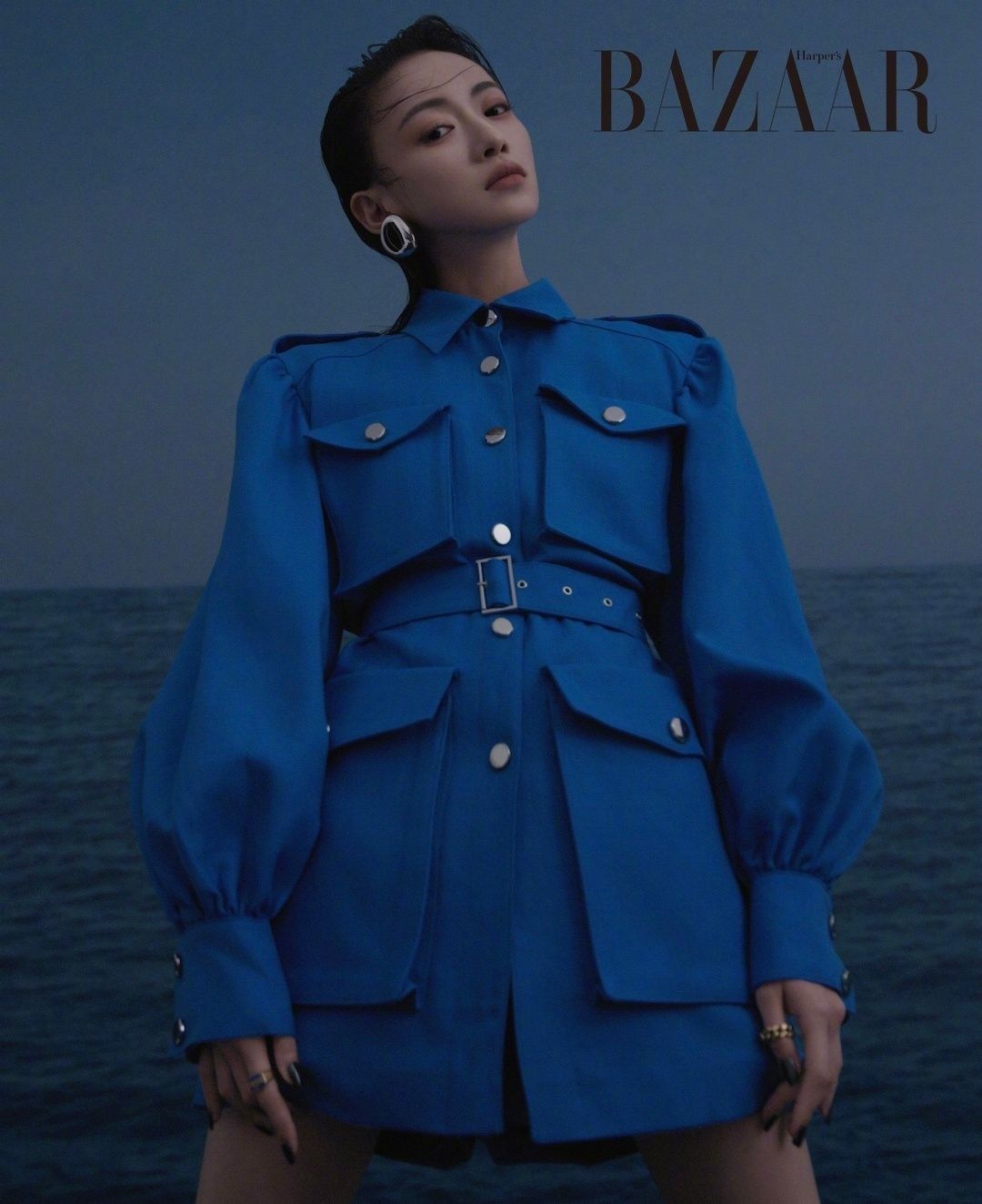 头小肩膀太宽怎么办,头小肩膀宽什么发型