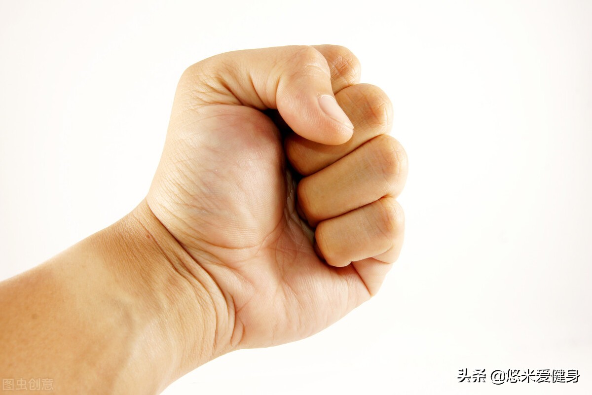 引体向上单杠太高怎么办,引体向上怎么练自己握力