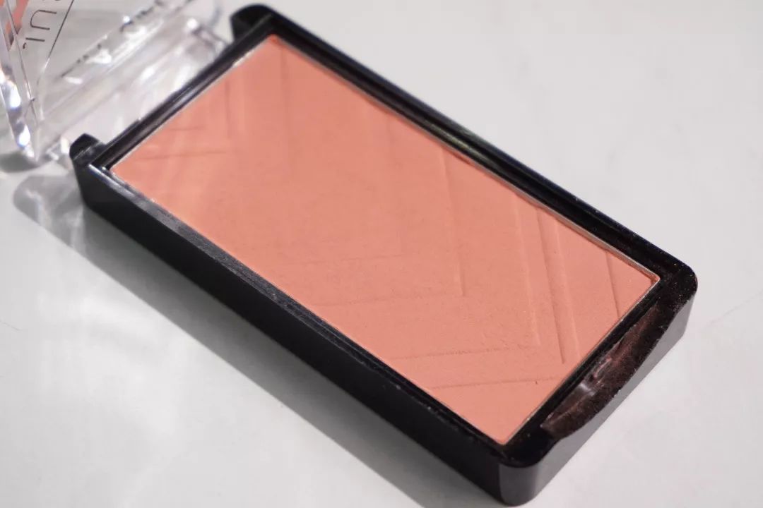 秋冬温柔显白美甲腮红,橘朵腮红哪个适合秋冬