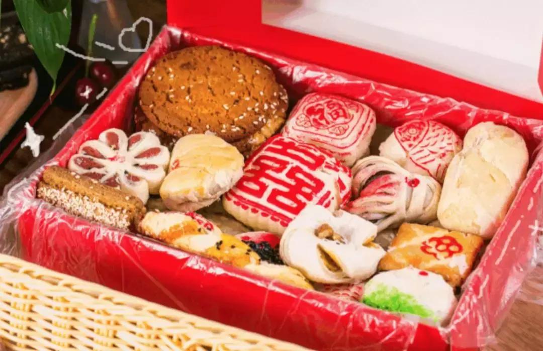 天津特色小吃被称为津门三绝 (天津风味小吃中的三绝之一)