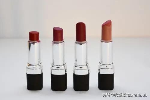 学生党是买大牌假货还是正品,学生党买大牌还是平价