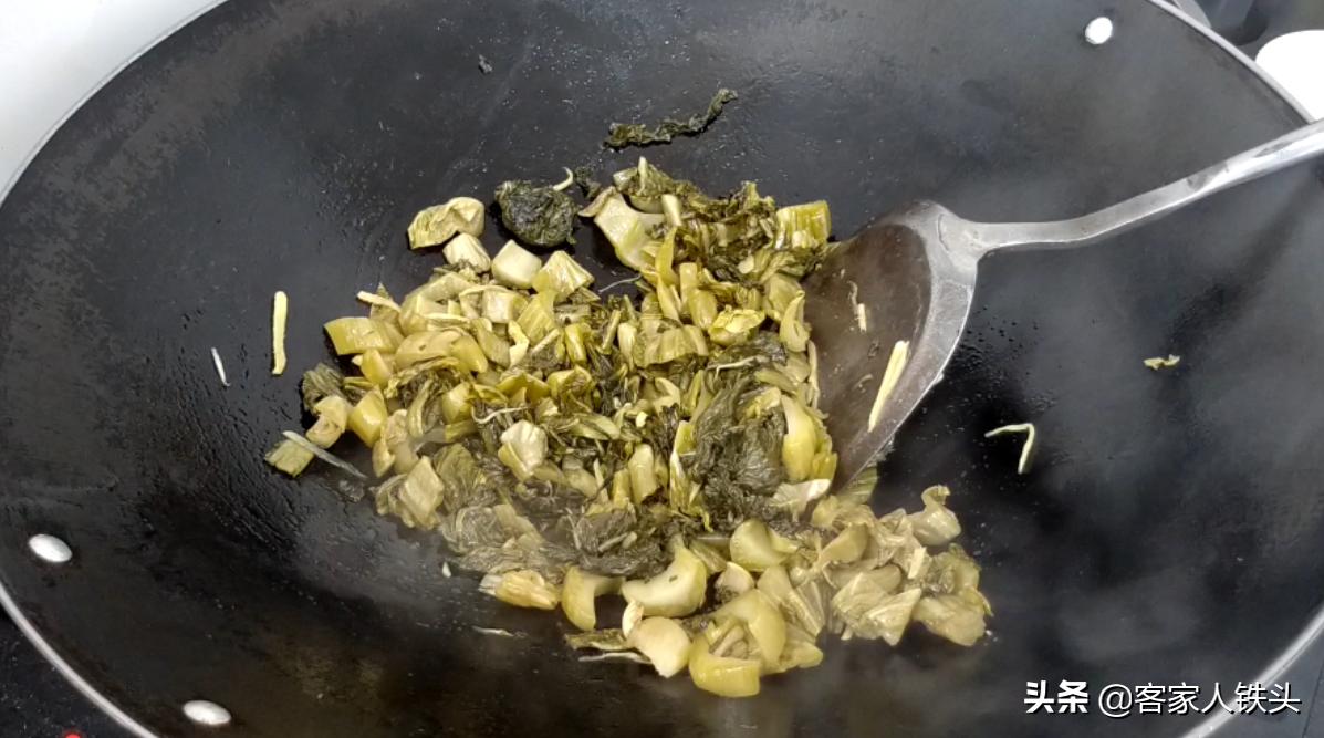 泥鳅要不要去内脏怎样清洗,去骨泥鳅做法及清洗方法