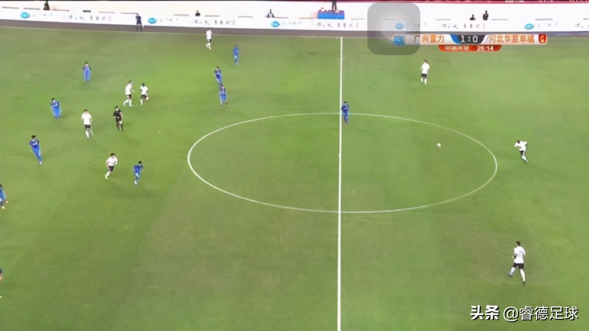 李铁为什么用于大宝打后卫,李铁为什么能打单后腰