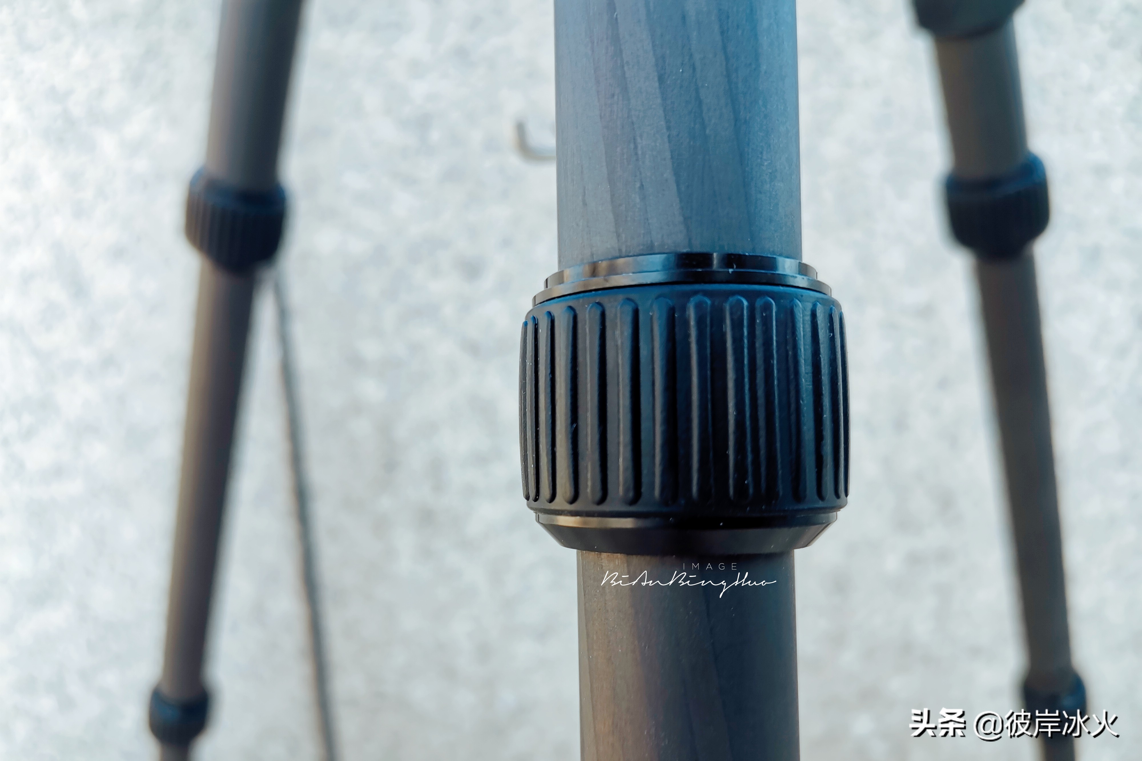 哪种便携式的摄影三脚架好,摄影器材三脚架怎么用