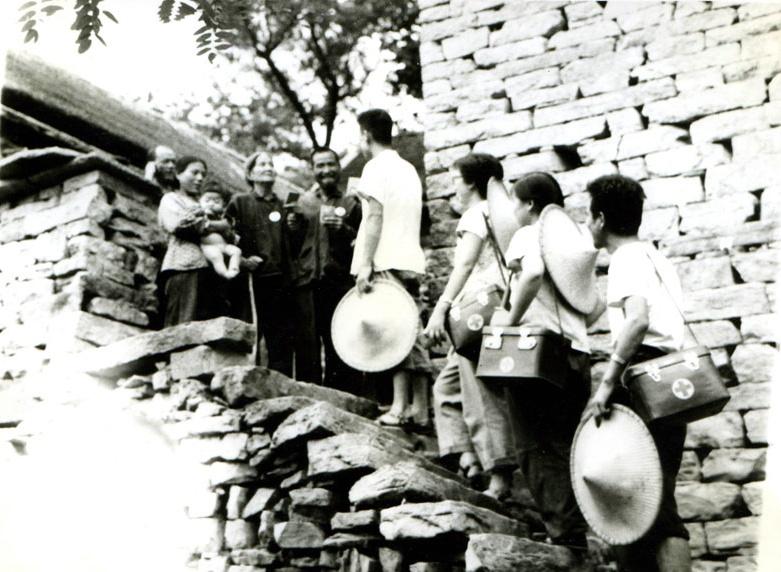 棣栭挗鍖婚櫌寤鸿杩涘睍,鍦嗘ⅵ涓夌敳