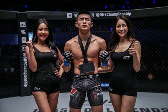 唐凯最新对战,唐凯击败日本选手全过程