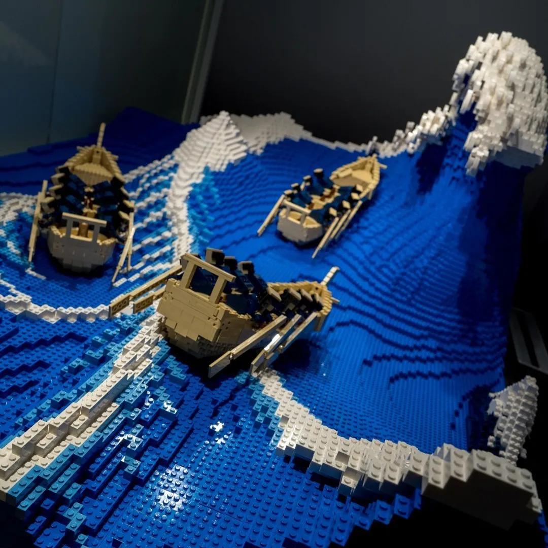 乐高大师最震撼的作品,日本乐高大神用积木拼奥特曼