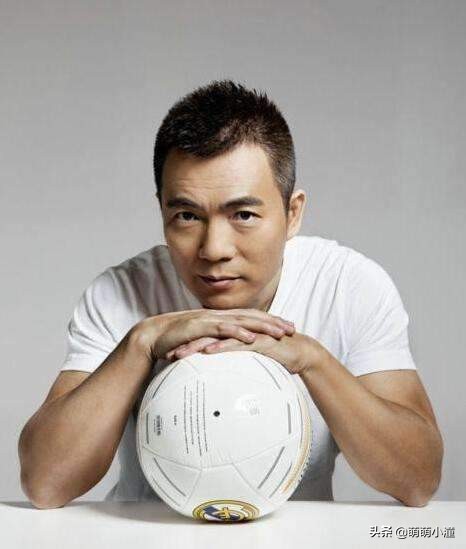 美团王兴引发的足球论战,美团王兴足球