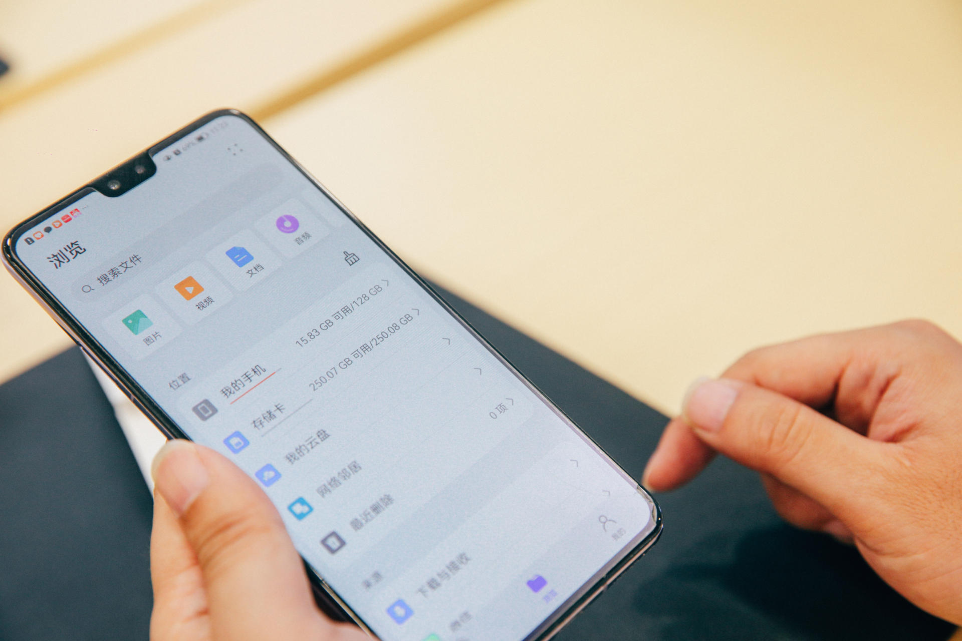 华为手机扩容用哪个品牌的nm卡,华为p20支持nm内存扩容吗