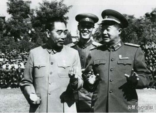 贺龙骨灰之谜：骨灰盒用七块钱的，化名王玉