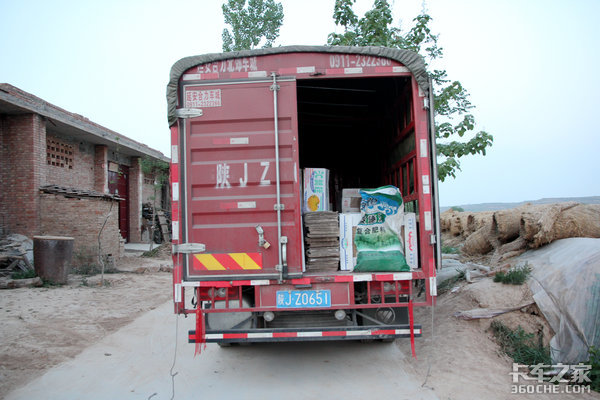 绿通没有etc还能免过路费吗,绿通车没有etc怎么走