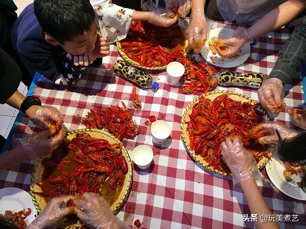 招聘剥虾小能手,招募专业剥虾人士