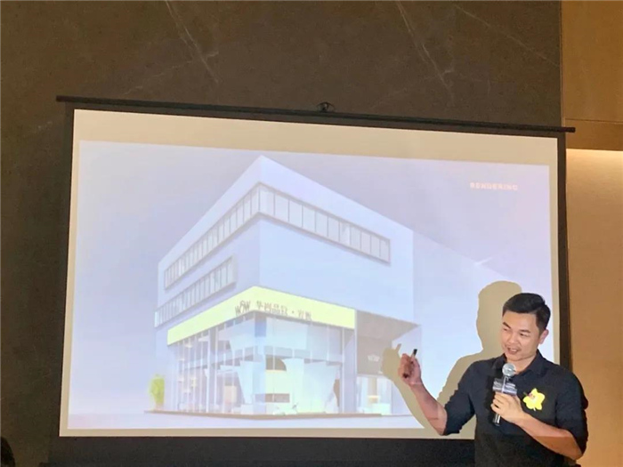 最具建筑感总部展厅亮相！华岩品致打造“百店百面”赋能“牛商”