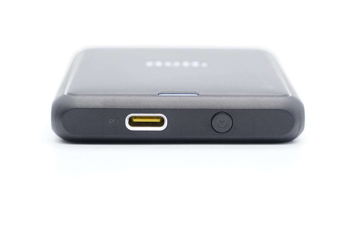 苹果充电宝无线磁吸原装拆解,苹果充电宝无线磁吸拆解