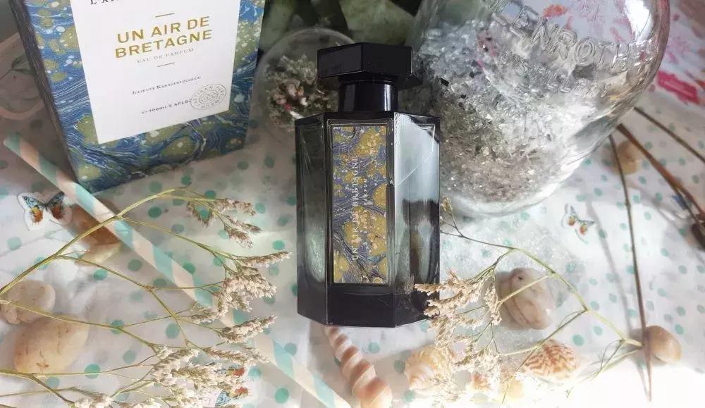 趁这些香水还没火，我先悄悄推荐给你