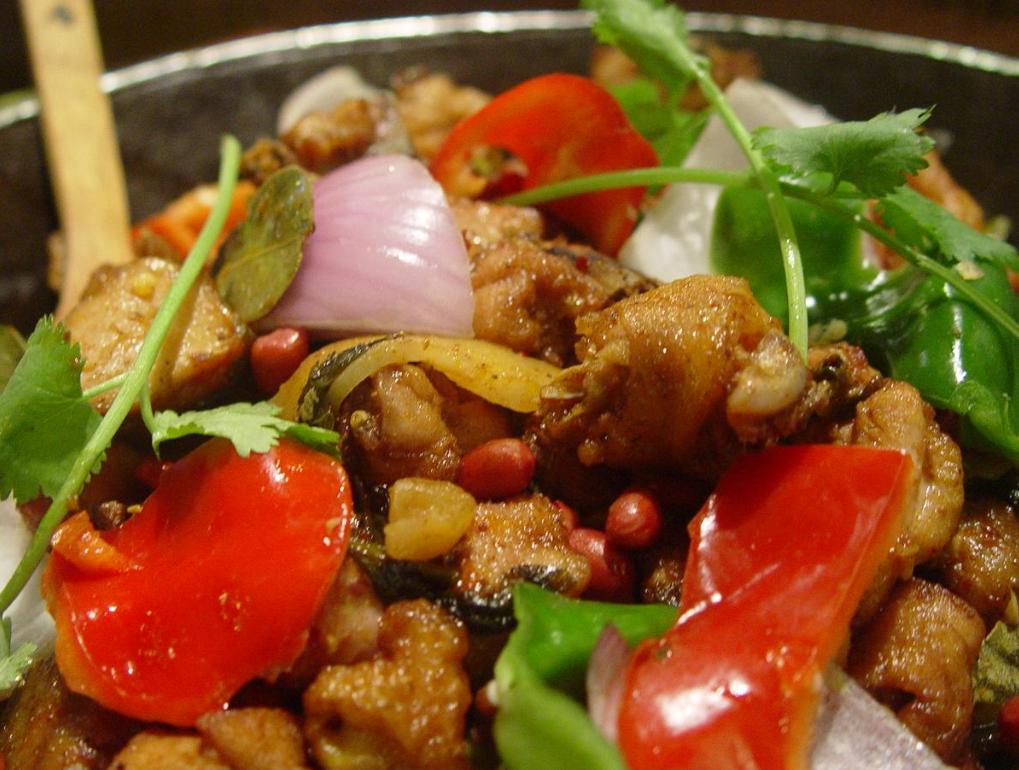 贵州苗家干锅鸡做法,贵阳苗家干锅鸡培训