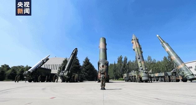 火箭军构设实战环境锤炼打赢能力,火箭军在现代化建设中的成就