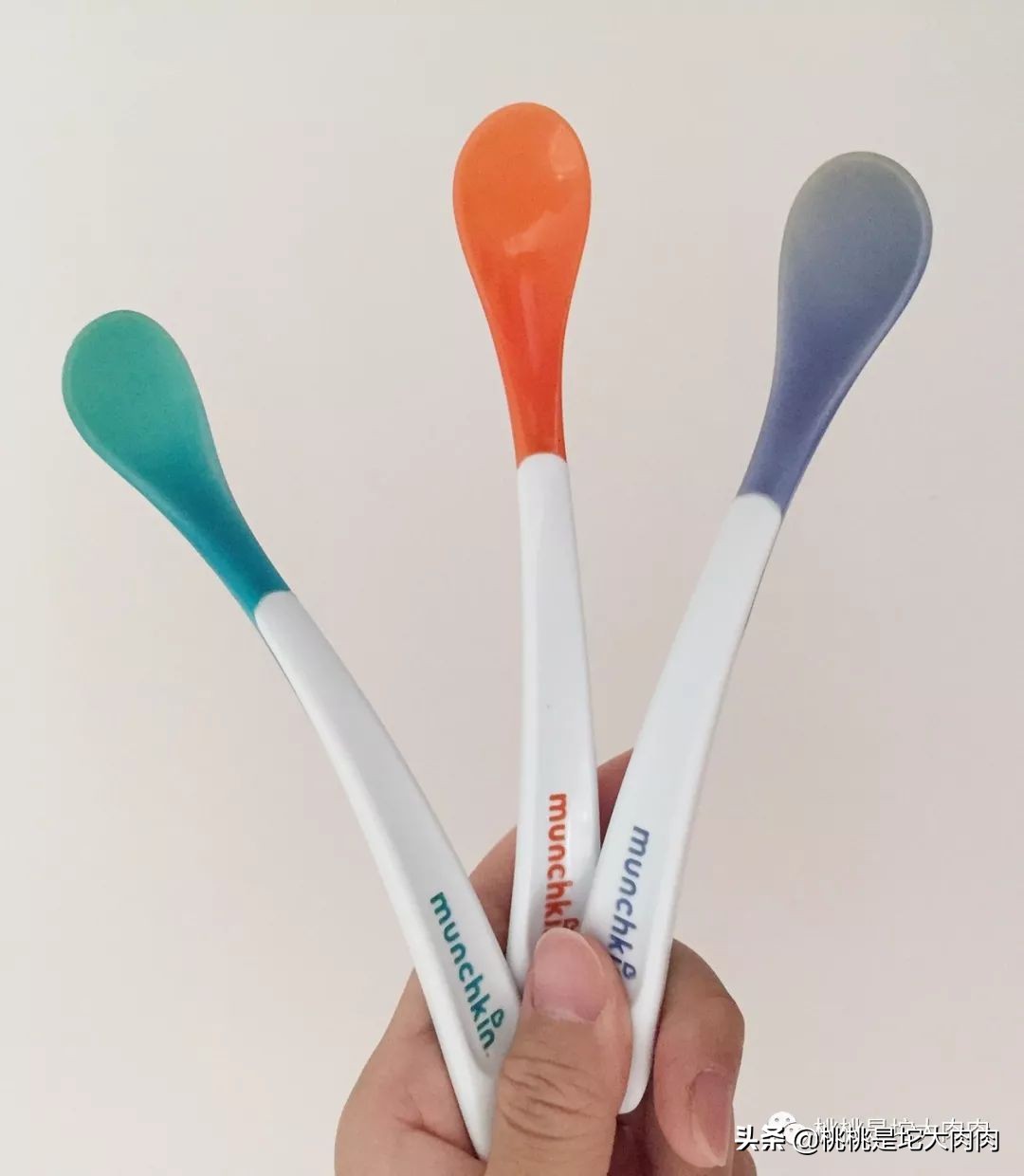 该给宝宝如何选择辅食,如何给宝宝选择辅食工具