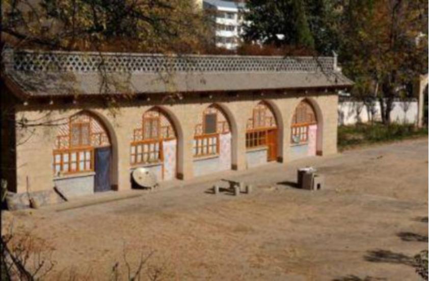 1943年，毛主席接见新四军将领田守尧，保卫处处长却说：他是假的