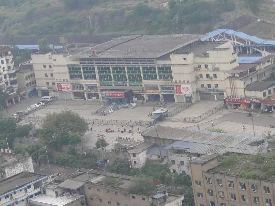 揭秘：宜宾“城中村”，那些卡卡头生活的人…