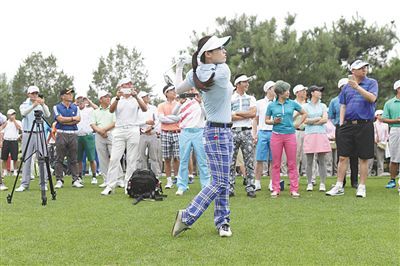 宁泽涛室内高尔夫,宁泽涛参加高尔夫中国公开赛