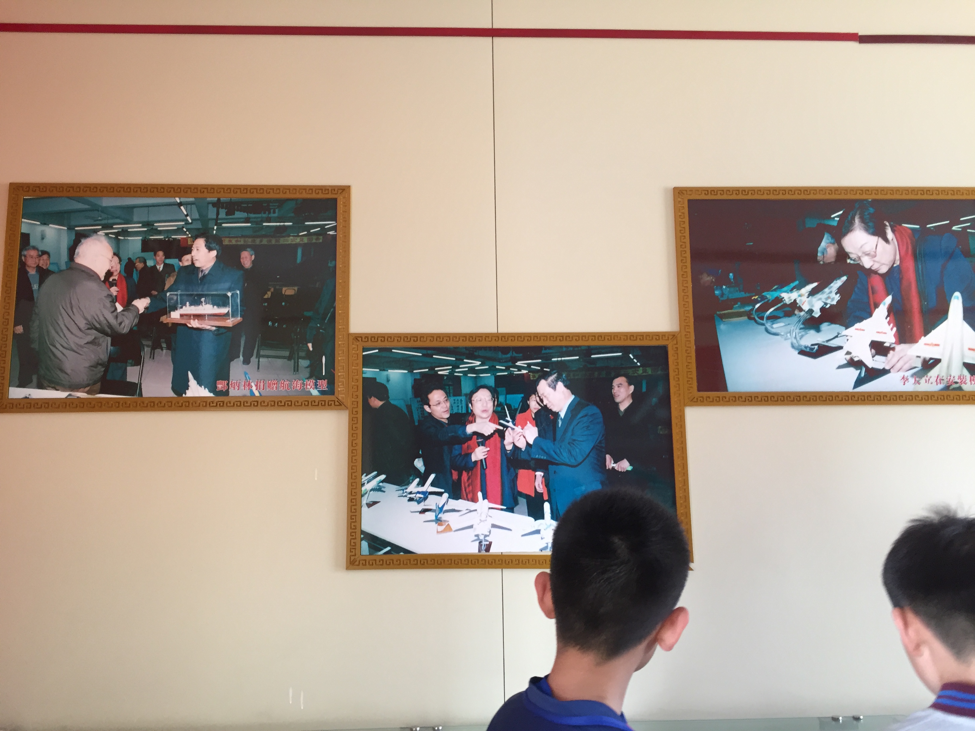 绿茵点亮梦想的图片,绿茵点亮梦想足球