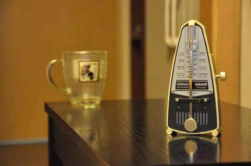 吉他需要掌握的和弦,吉他需要调弦